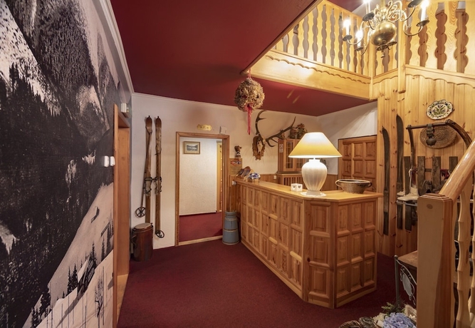 Imagen de los interiores del Hotel Krist&yacute;na. Foto 19