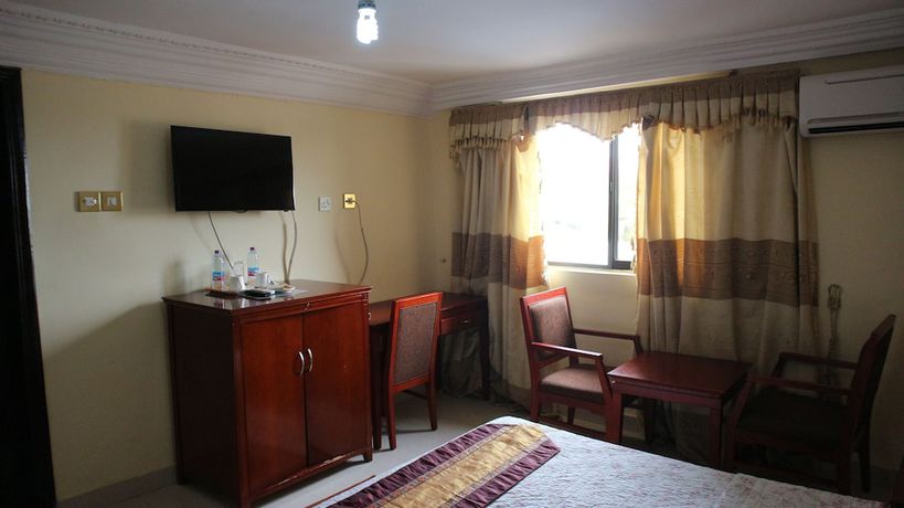 Imagen de la habitación del Hotel Krisview. Foto 3