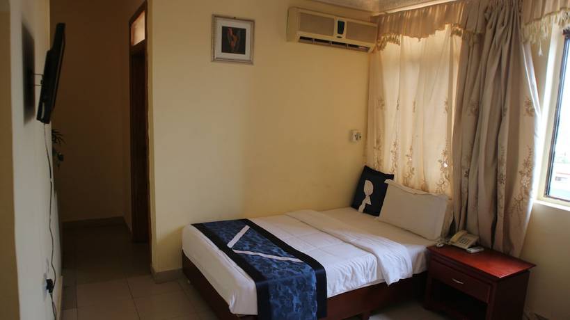 Imagen de la habitación del Hotel Krisview. Foto 18