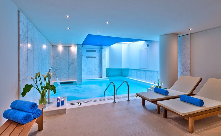 Imagen de la piscina del Hotel Kriti Beach. Foto 11