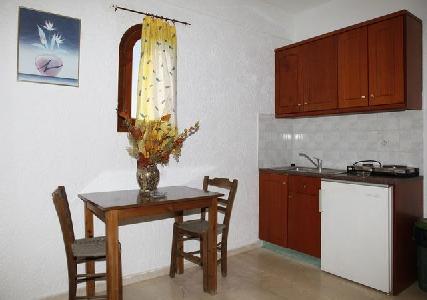 Imagen de la piscina del Hotel Krits Apartments. Foto 5