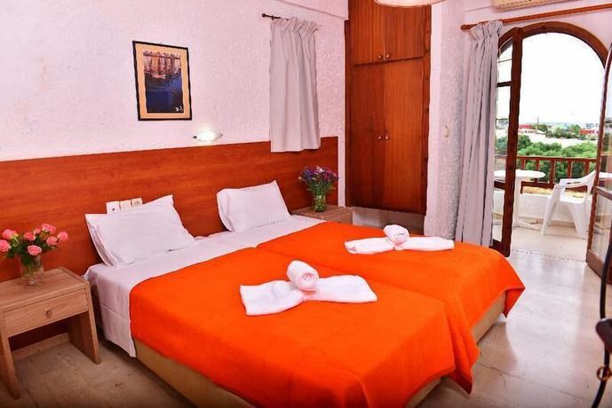 Imagen de la habitación del Hotel Krits. Foto 7