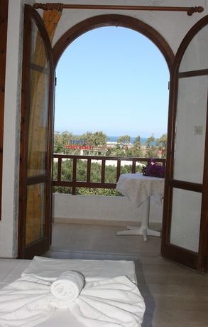 Imagen de la habitación del Hotel Krits. Foto 8