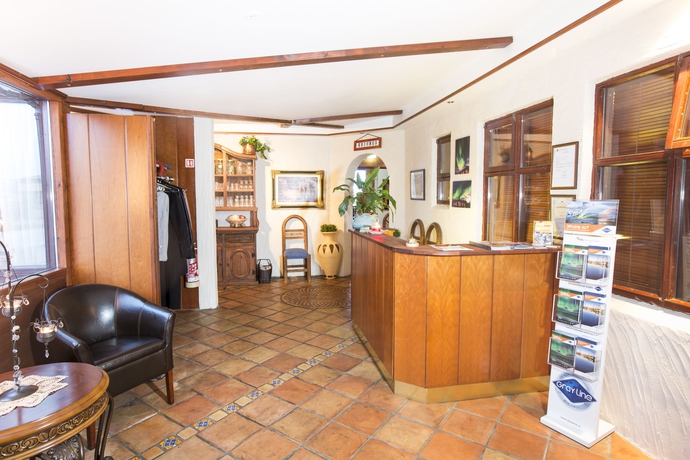 Imagen de los interiores del Hotel Kriunes - A City By The Lake. Foto 16