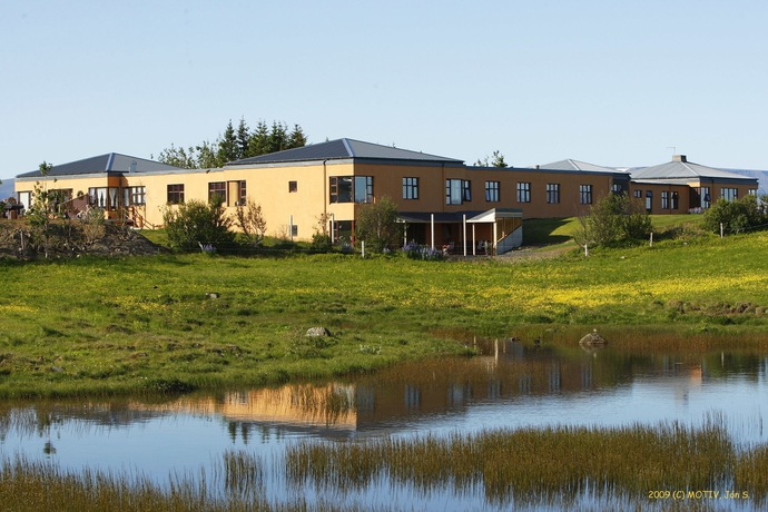 Imagen de los exteriores del Hotel Kriunes - A City By The Lake. Foto 13