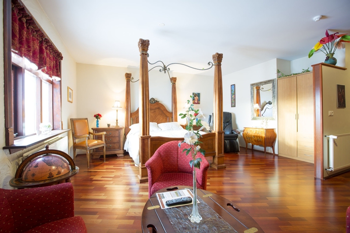 Imagen de la habitación del Hotel Kriunes - A City By The Lake. Foto 9