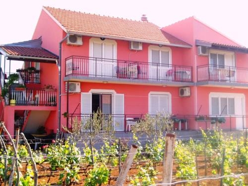 Imagen general del Hotel KrkaHaus. Foto 8