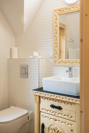 Imagen de la habitación del Hotel Krokusowa Dolina Wioska Pod Tatrami. Foto 10