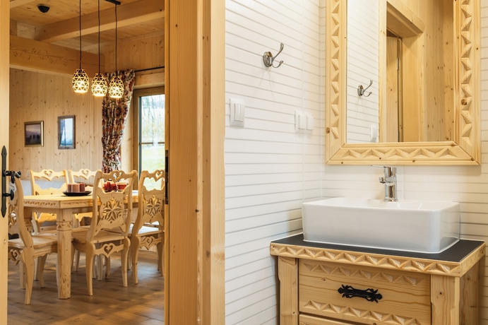 Imagen de la habitación del Hotel Krokusowa Dolina Wioska Pod Tatrami. Foto 11