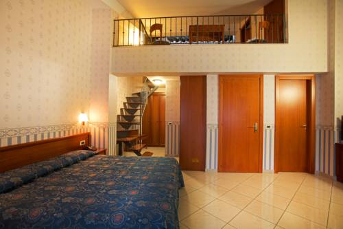 Imagen de la habitación del Hotel Kroma. Foto 13