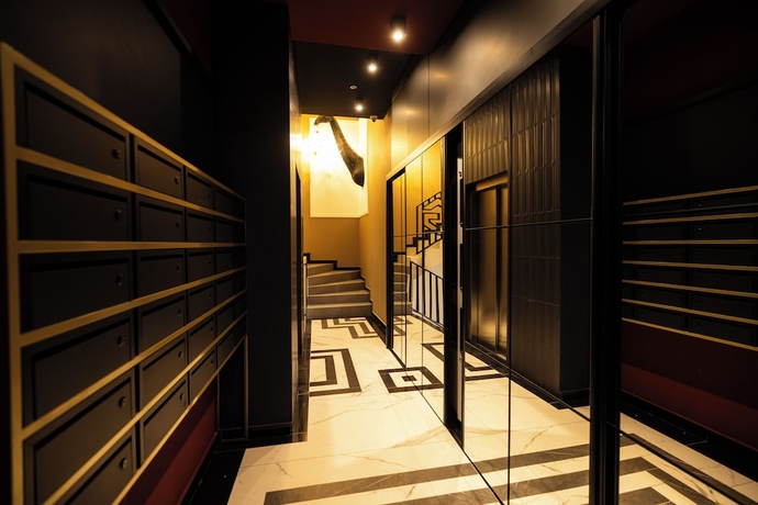 Imagen de los interiores del Hotel Kron. Foto 16