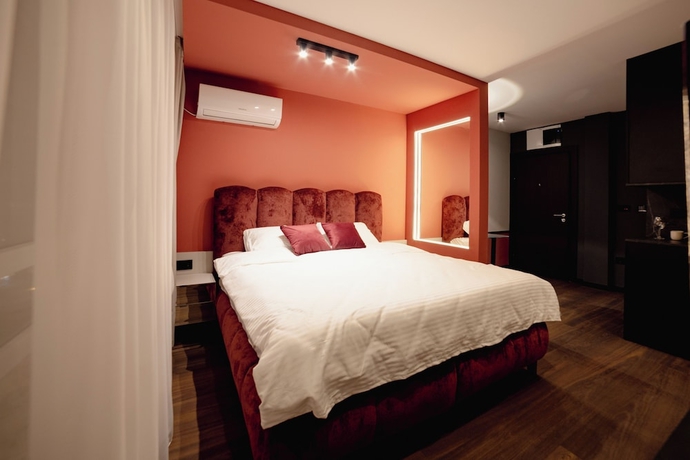 Imagen de la habitación del Hotel Kron. Foto 15