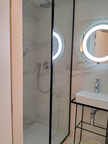 Imagen de la habitación del Hotel Kronacker. Foto 10