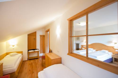 Imagen de la habitación del Hotel Krondlhof. Foto 10