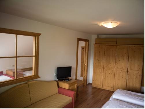 Imagen de la habitación del Hotel Krondlhof. Foto 13
