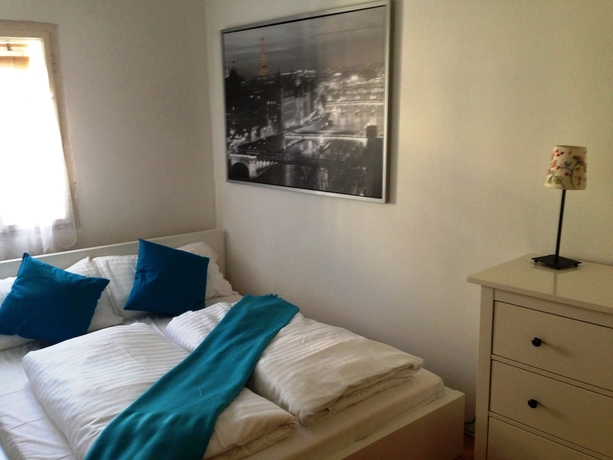 Imagen de la habitación del Hotel Krone 1512. Foto 12