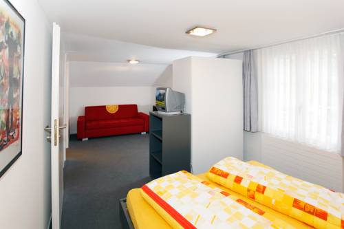 Imagen de la habitación del Hotel Krone, Attinghausen. Foto 11