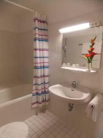 Imagen de la habitación del Hotel Krone, Bad Kreuznach. Foto 11