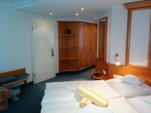 Imagen de la habitación del Hotel Krone, Baiersbronn. Foto 8