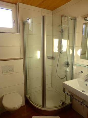 Imagen de la habitación del Hotel Krone Langenegg. Foto 6