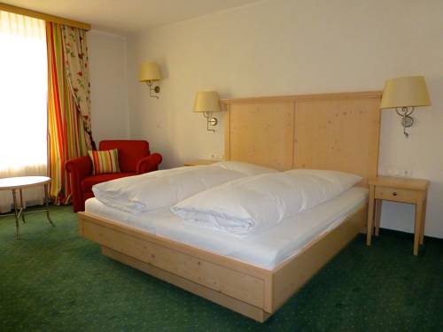 Imagen de la habitación del Hotel Krone Langenegg. Foto 8