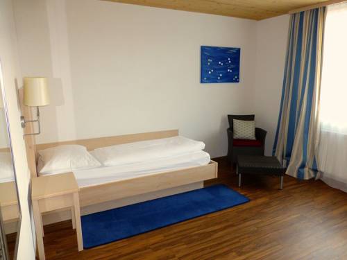 Imagen de la habitación del Hotel Krone Langenegg. Foto 11