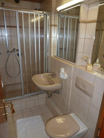 Imagen de la habitación del Hotel Krone, Neuenburg am Rhein. Foto 8