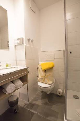 Imagen de la habitación del Hotel Krone, Niefern-&Ouml;schelbronn. Foto 15