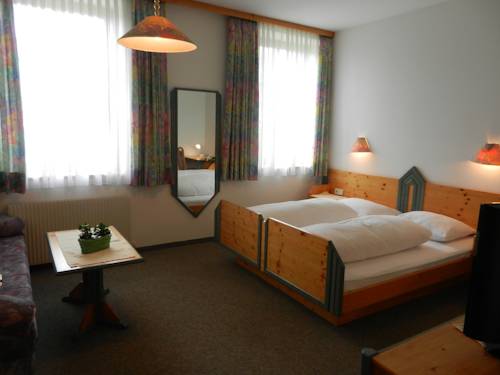 Imagen de la habitación del Hotel Krone, Oberperfuss. Foto 4