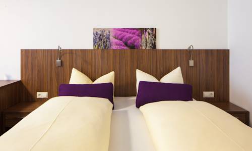 Imagen de la habitación del Hotel Krone, Oberperfuss. Foto 13