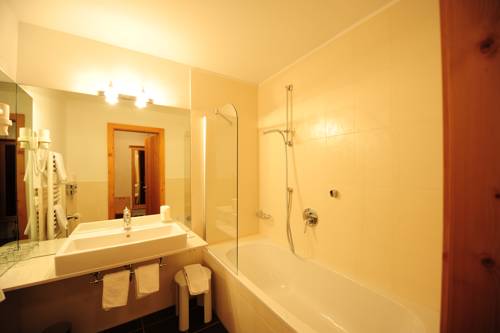 Imagen de la habitación del Hotel Krone, Steinach am Brenner. Foto 6