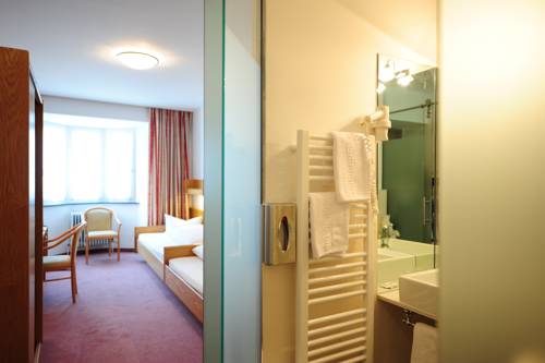 Imagen de la habitación del Hotel Krone, Steinach am Brenner. Foto 8
