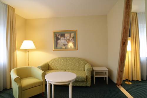 Imagen de la habitación del Hotel Krone, Tubinga. Foto 11