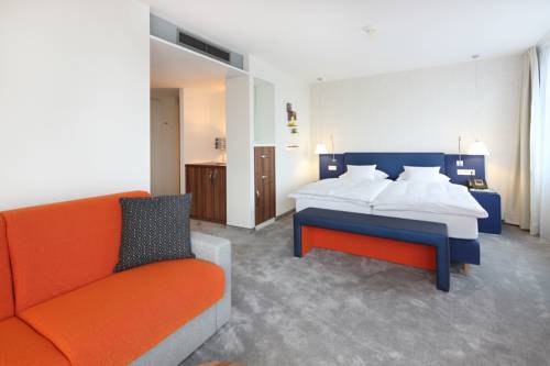 Imagen de la habitación del Hotel Krone, Tubinga. Foto 13