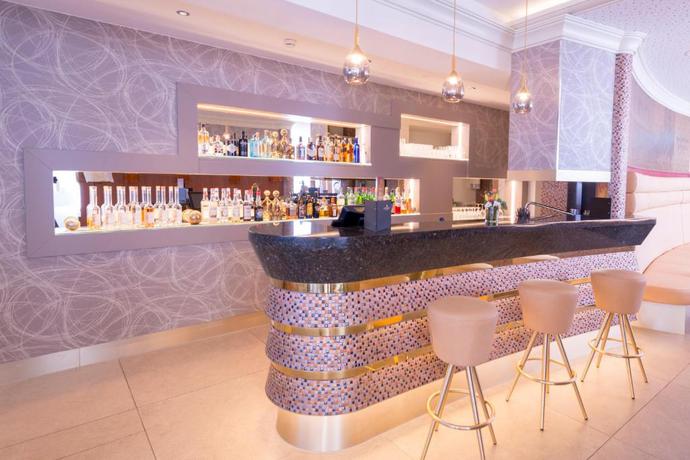 Imagen del bar/restaurante del Hotel Krone Unterstrass. Foto 2