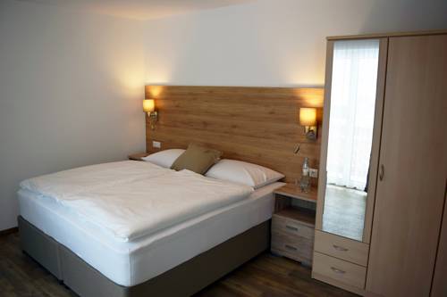 Imagen de la habitación del Hotel Kronenhirsch. Foto 14