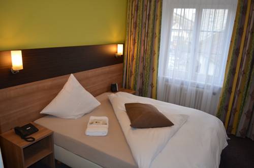 Imagen de la habitación del Hotel Kronenhof, SCHAFFHAUSEN. Foto 8