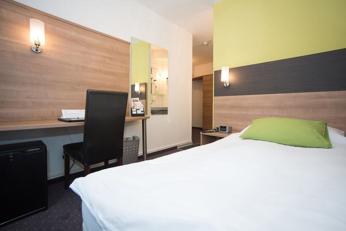 Imagen de la habitación del Hotel Kronenhof, SCHAFFHAUSEN. Foto 10