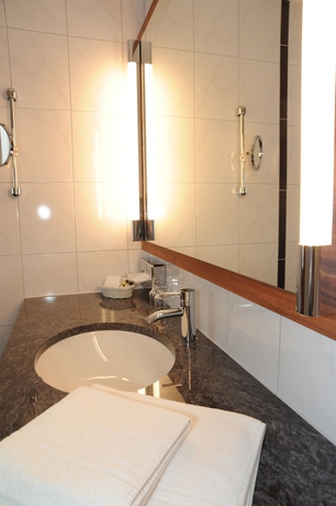 Imagen de la habitación del Hotel Kronenhotel Stuttgart. Foto 5