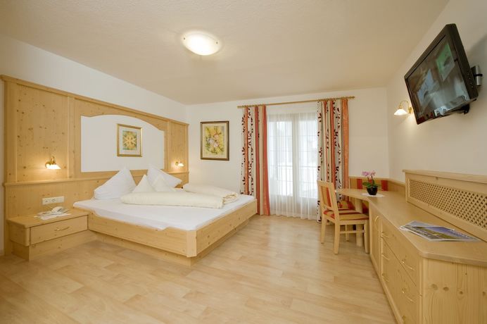 Imagen de la habitación del Hotel Kronhof. Foto 6