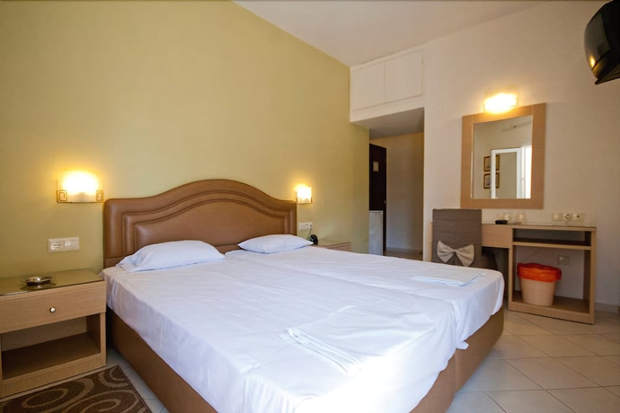 Imagen de la habitación del Hotel Kronos, Heraklion. Foto 2