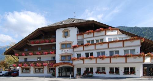 Imagen general del Hotel Kronplatzer Hof. Foto 3