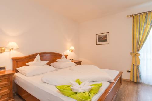 Imagen de la habitación del Hotel Kronplatz-resort Kristall. Foto 6