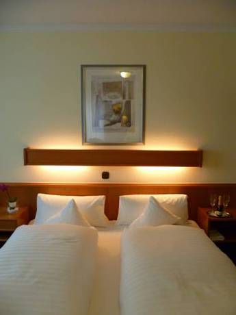 Imagen de la habitación del Hotel Kronprinz, Kulmbach. Foto 7