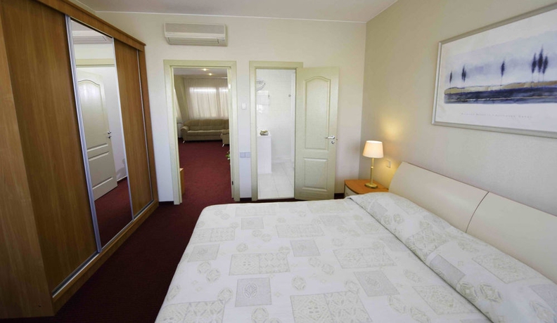 Imagen de la habitación del Hotel Kronverk. Foto 13