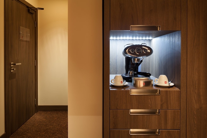 Imagen de la habitación del Hotel Kronwell Brasov. Foto 10