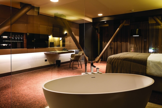 Imagen de la habitación del Hotel Kronwell Brasov. Foto 12