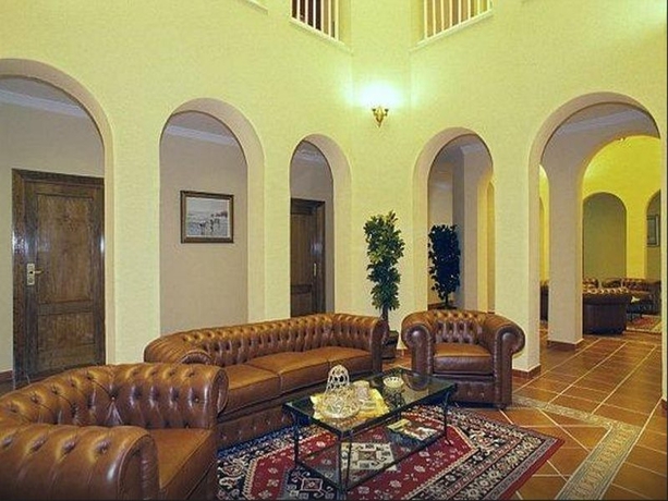 Imagen general del Hotel Kross Altos de Istan. Foto 1
