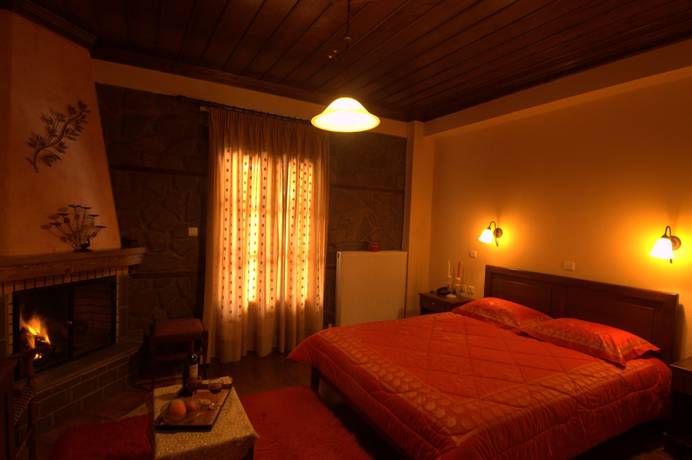 Imagen de la habitación del Hotel Kroupi. Foto 13