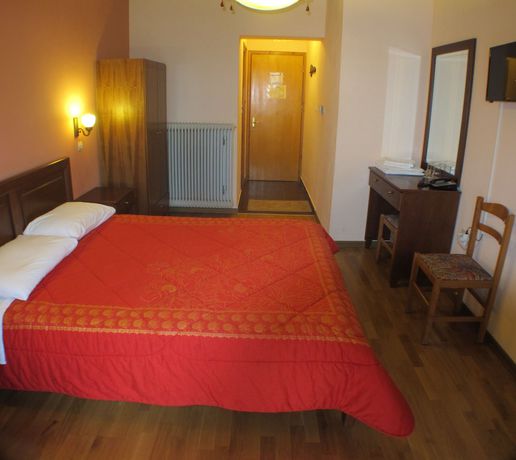 Imagen de la habitación del Hotel Kroupi. Foto 14